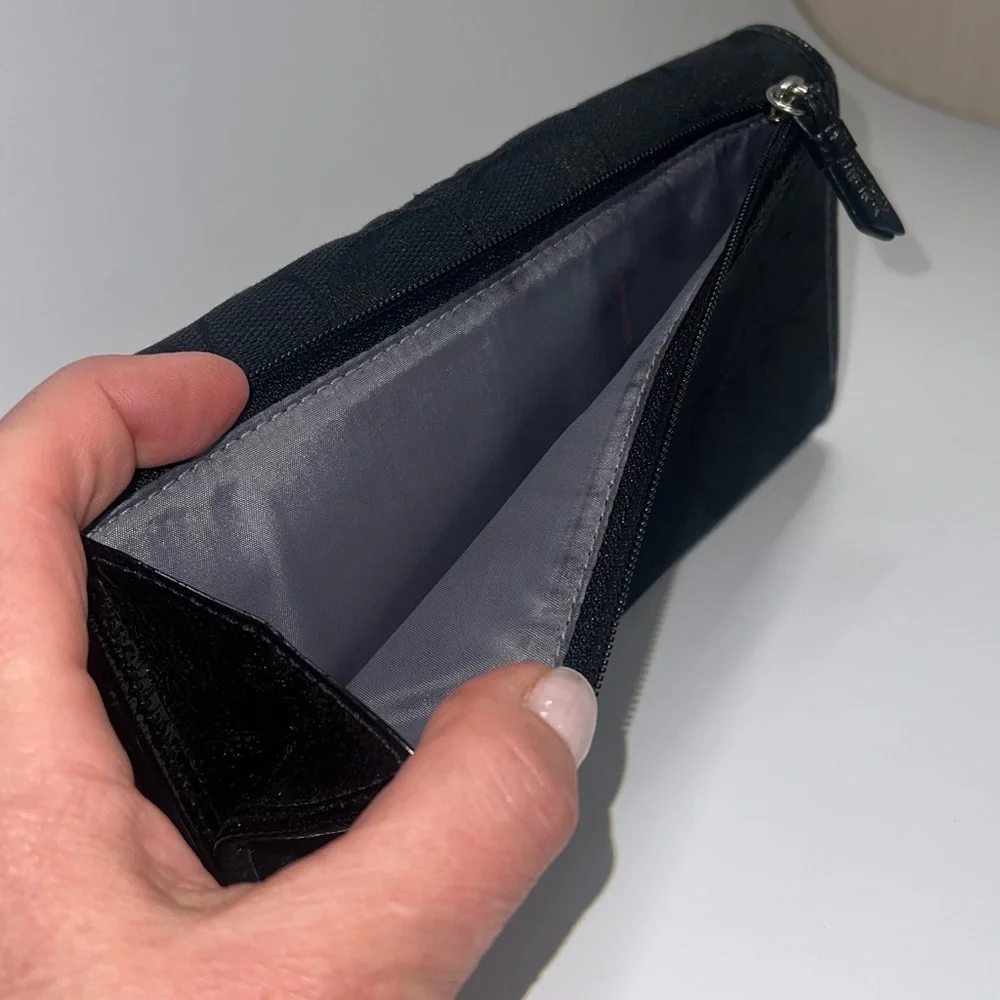 Coach SoHo Signature Jacquard Canvas and Leather Pleated Envelope Clutch Wallet - Picture 3 of 12